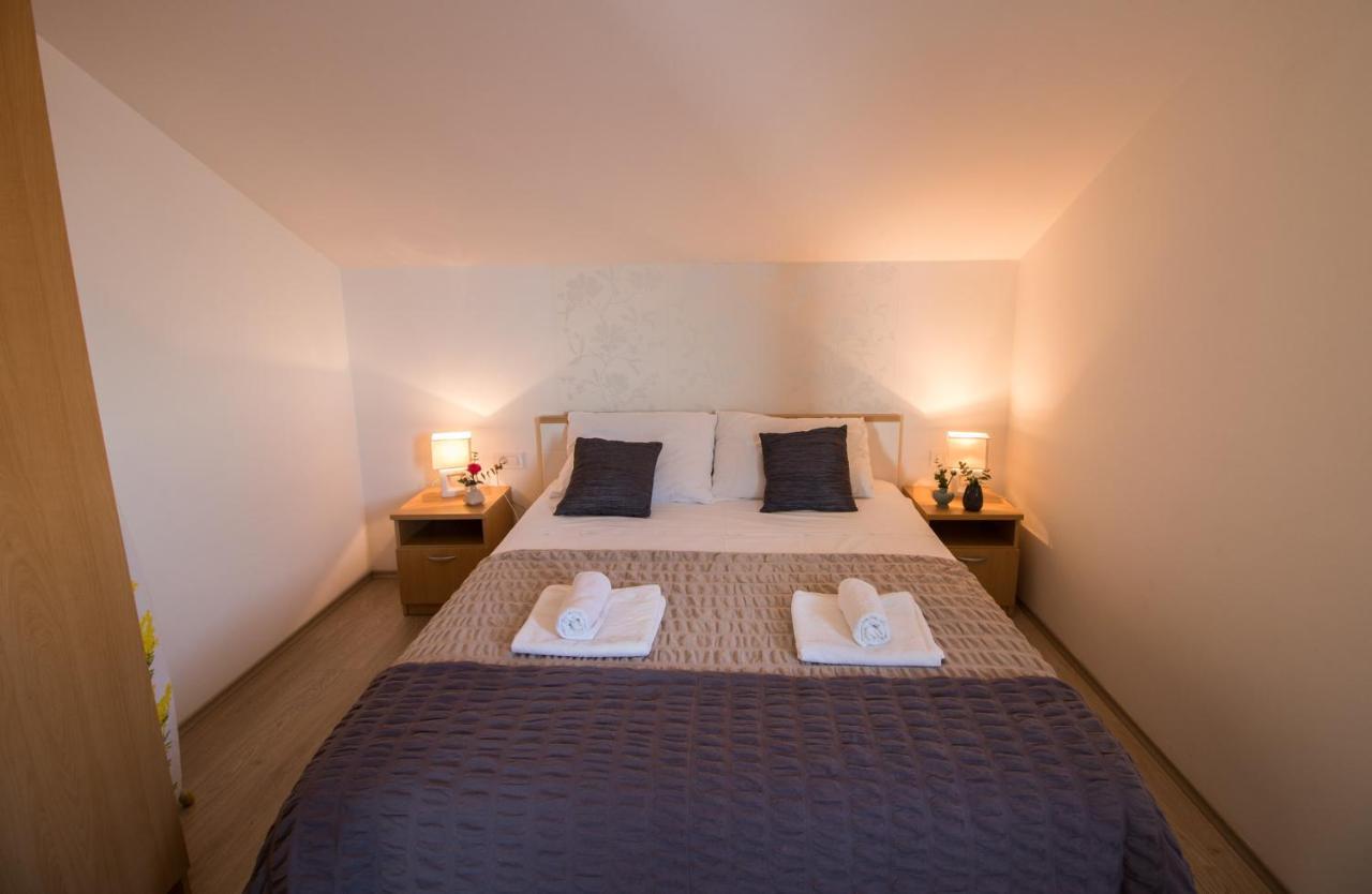 Apartments Villa Carica B&B Mimice Extérieur photo
